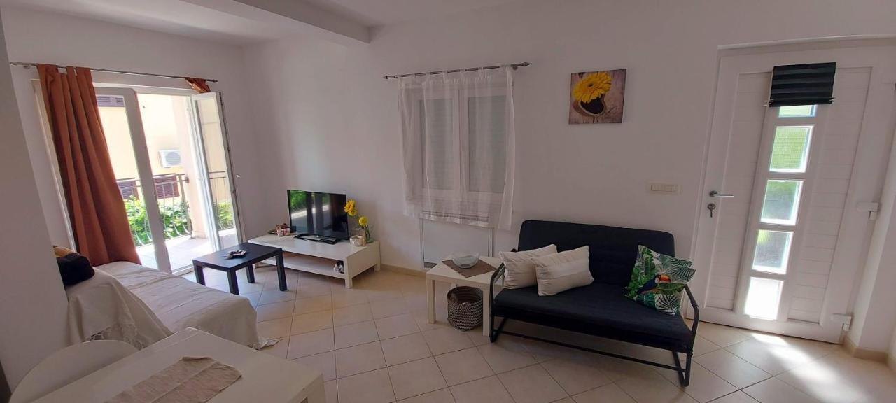 Apartmani Tomislav คิร์ก ภายนอก รูปภาพ